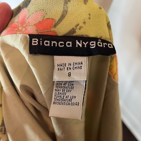 SALE ⭐️ Bianca Nygard flower skirt- size 8 - Picture 5 of 7